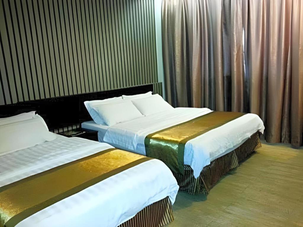 Goldenhill Hotel Kota Kinabalu Exterior photo