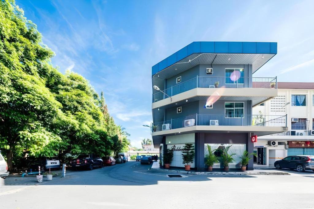 Goldenhill Hotel Kota Kinabalu Exterior photo