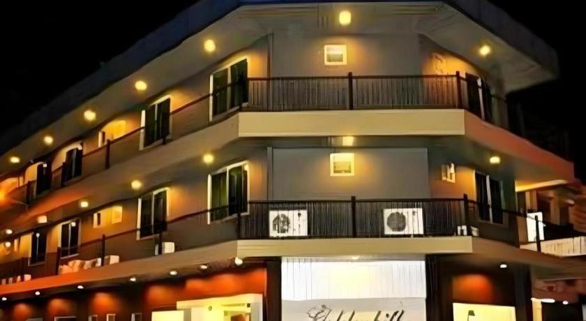 Goldenhill Hotel Kota Kinabalu Exterior photo